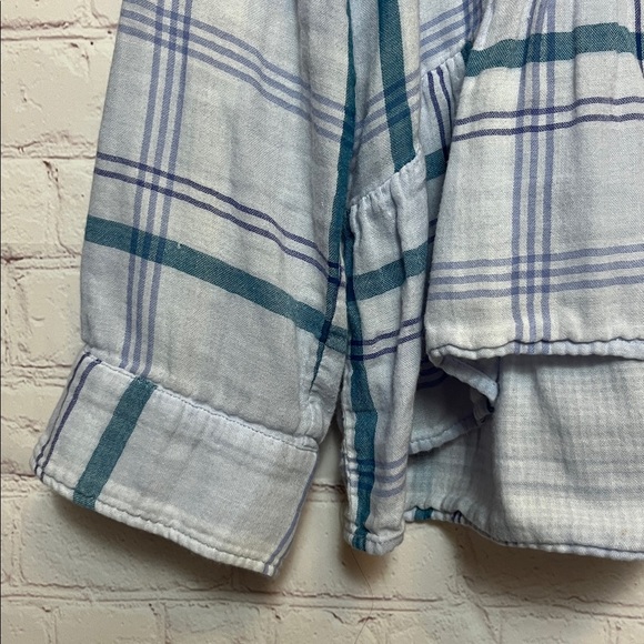 Express Plaid Peplum Ruffle Top - Picture 4 of 11